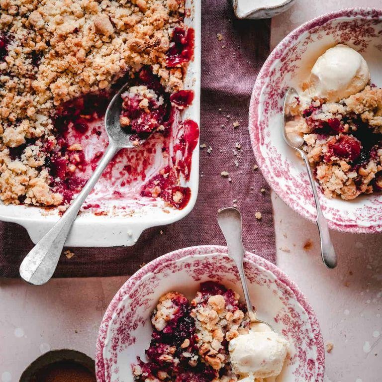Blackberry and Apple Crumble