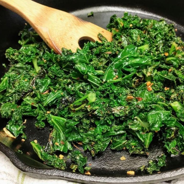 Blistered Kale with Garlic and Chili Flakes