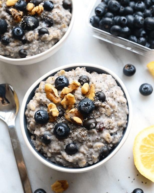Blueberry and Chia Seed Oatmeal