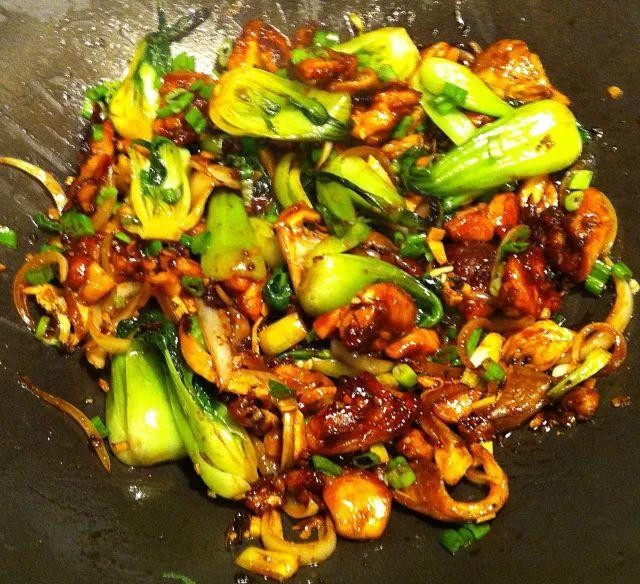 Bok Choy and Chicken Stir-Fry with Oyster Sauce