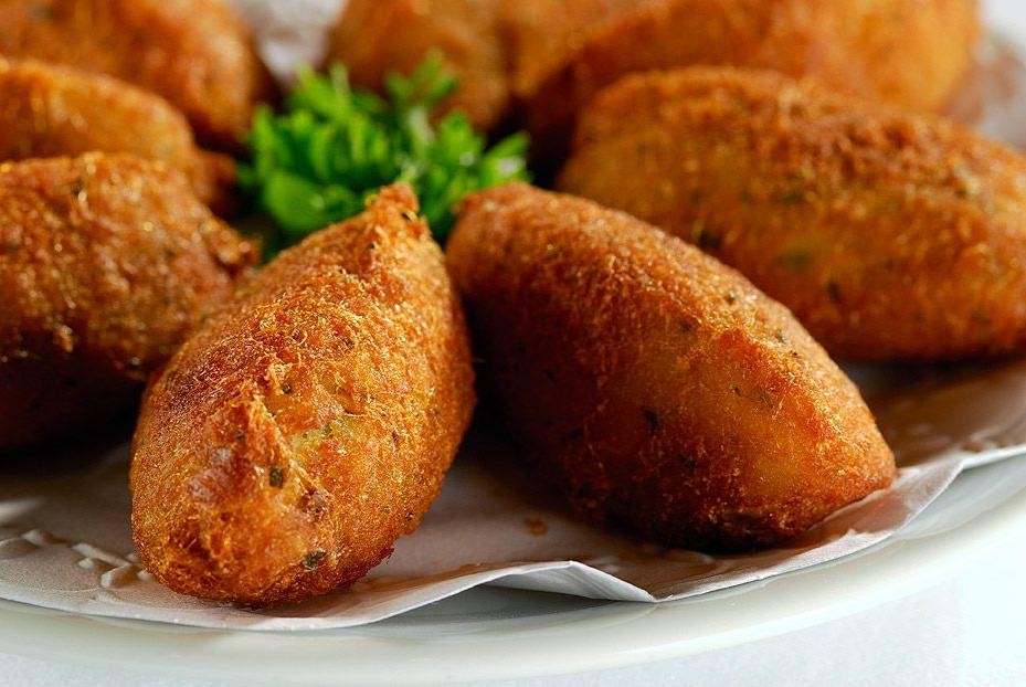 Bolinhos de Bacalhau (Codfish Fritters)