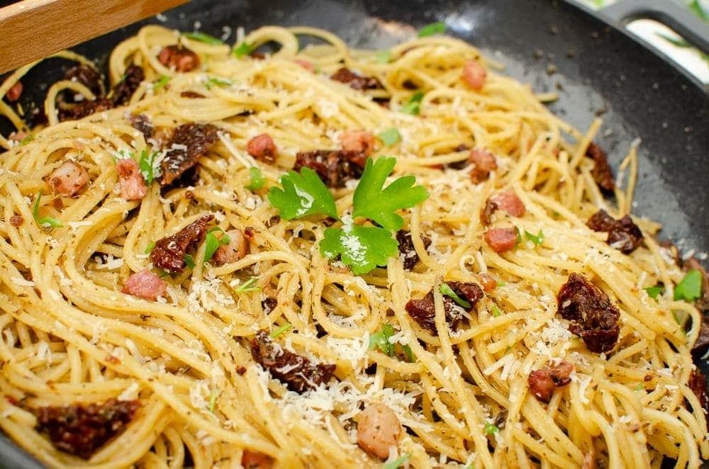 Bucatini with Anchovy and Sun-Dried Tomatoes