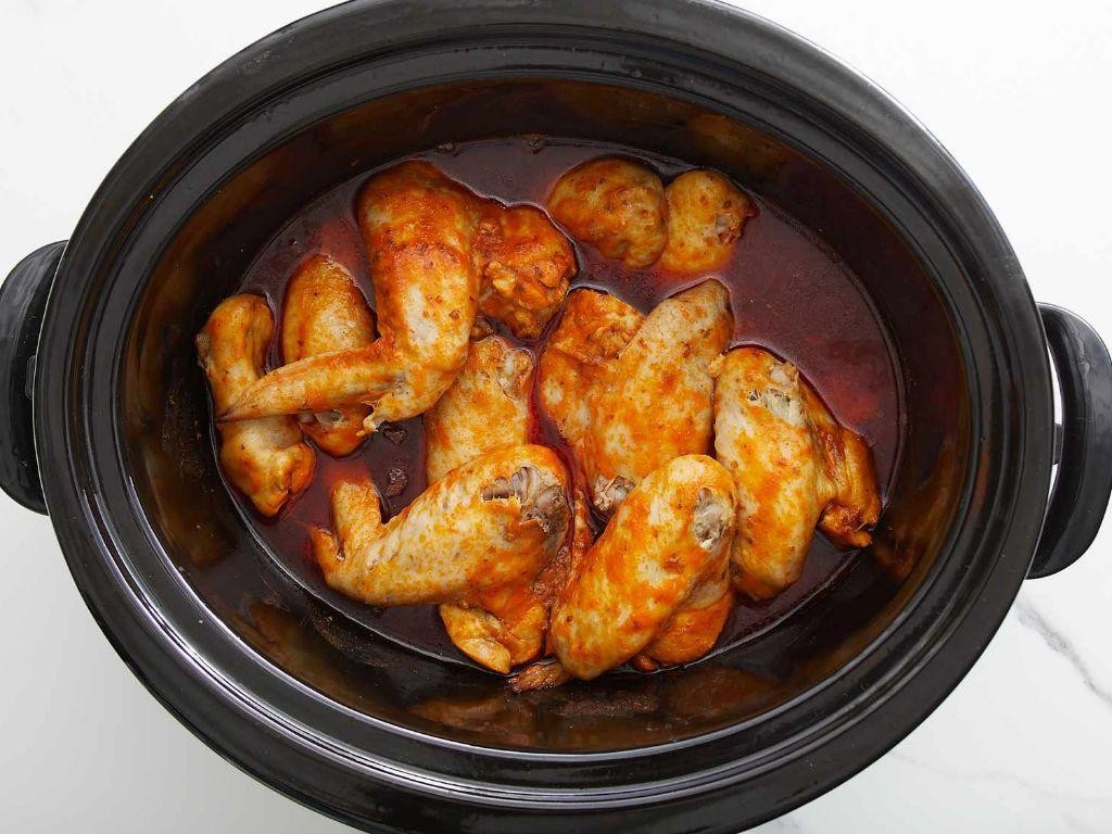 Buffalo Slow Cooker Chicken Wings