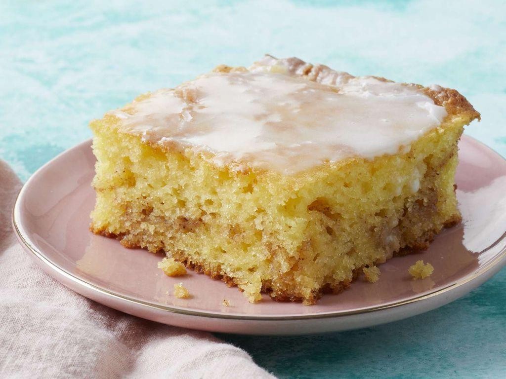 Buttermilk Honey Bun Cake