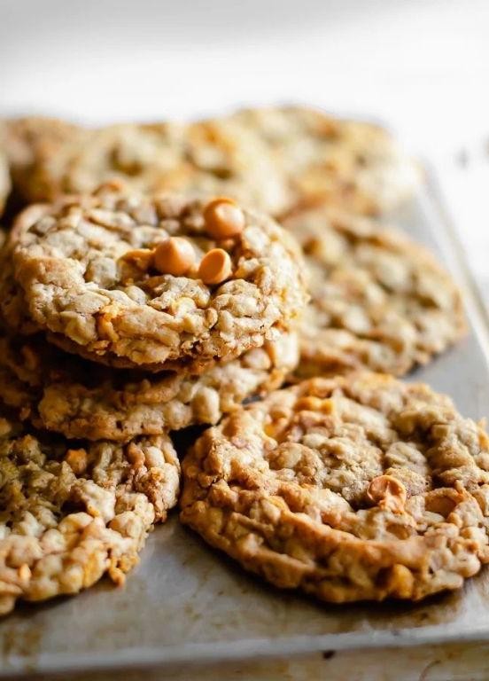 Butterscotch Chip Oatmeal Cookies