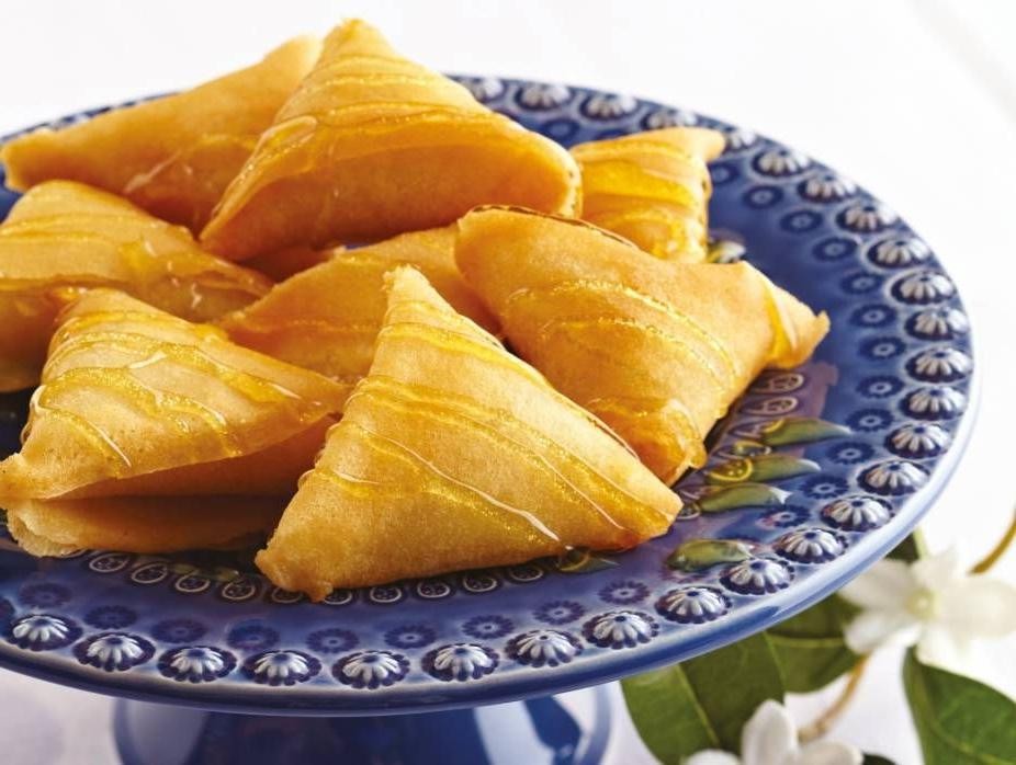 Buttery Almond and Honey Phyllo Bread