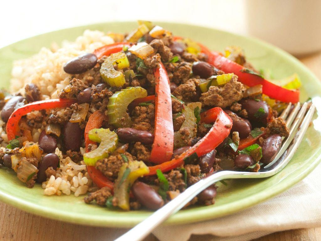 Cajun Ground Beef and Rice Skillet Stir-Fry
