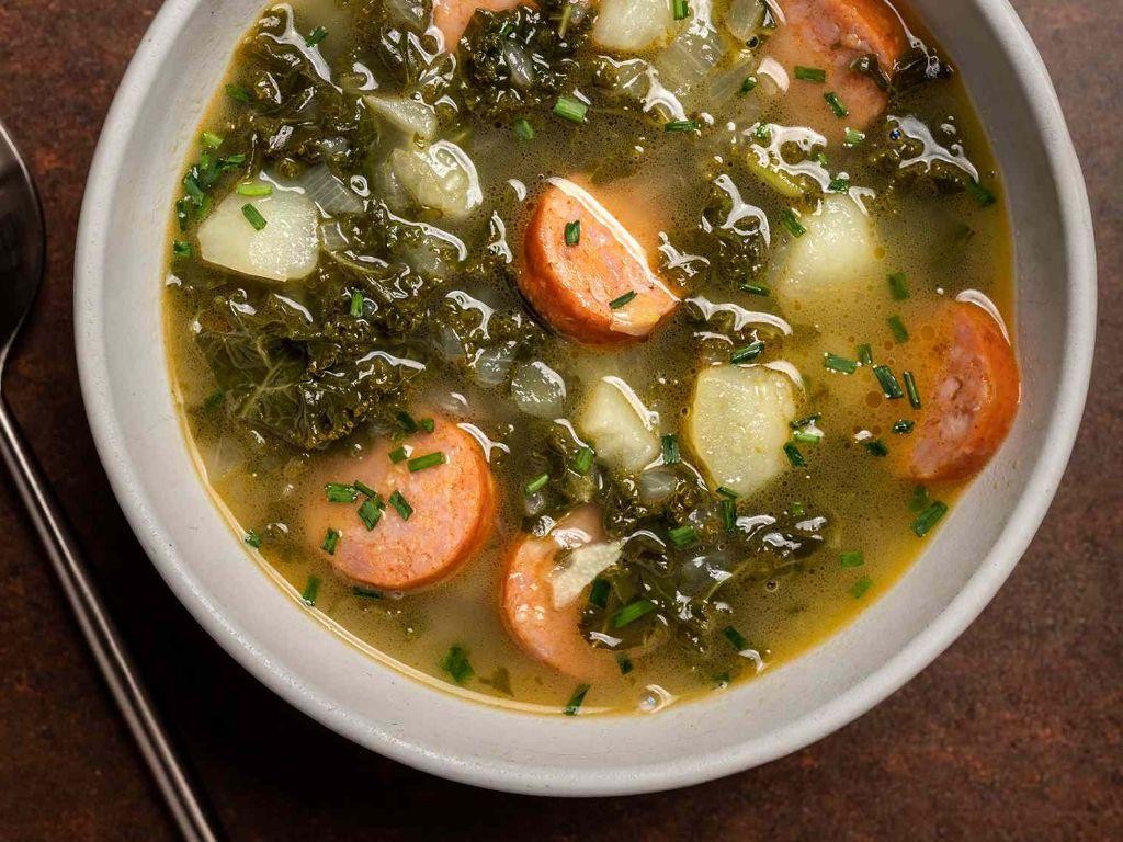 Caldo Verde (Green Soup with Kale and Chorizo)