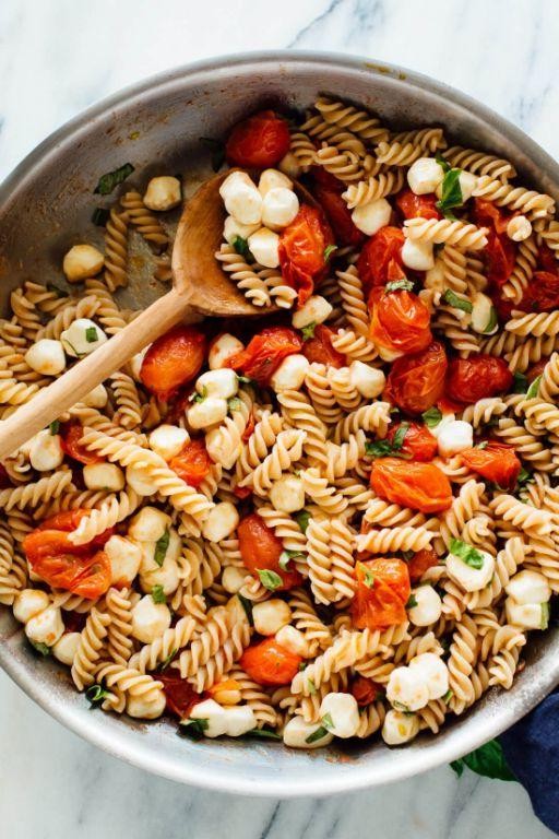 Caprese Rotini Pasta Salad with Fresh Basil