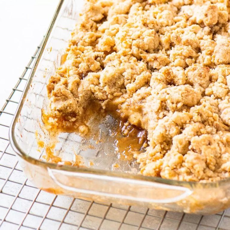 Caramel Apple Crunch Casserole