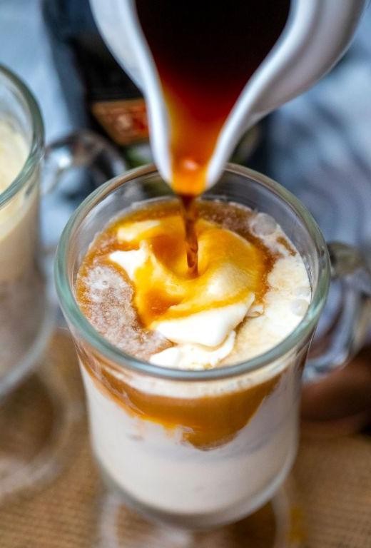 Caramel Baileys Affogato