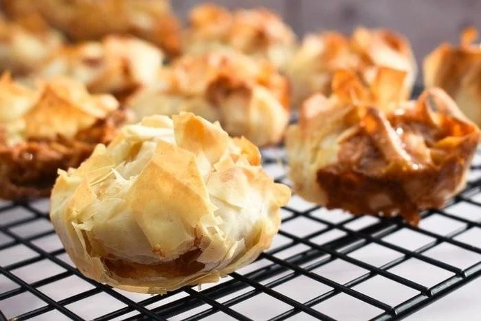 Caramelized Banana Filo Parcels