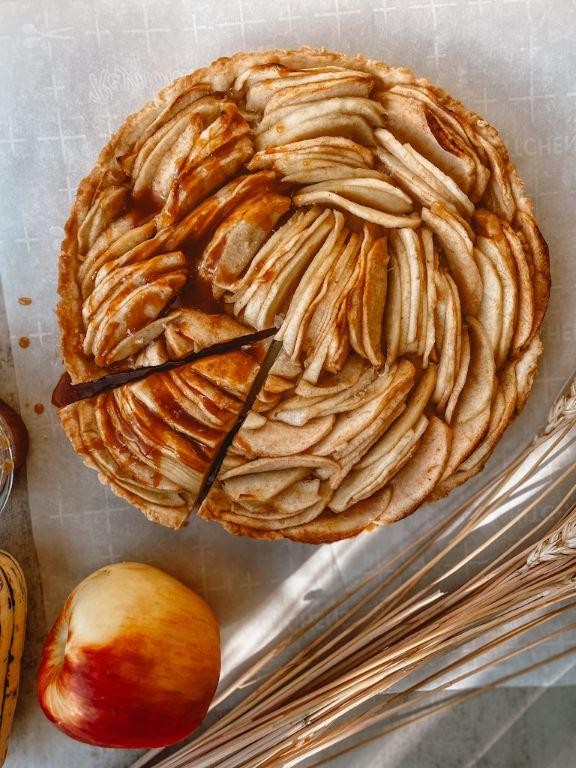 Caramelized Gala Apple Tart
