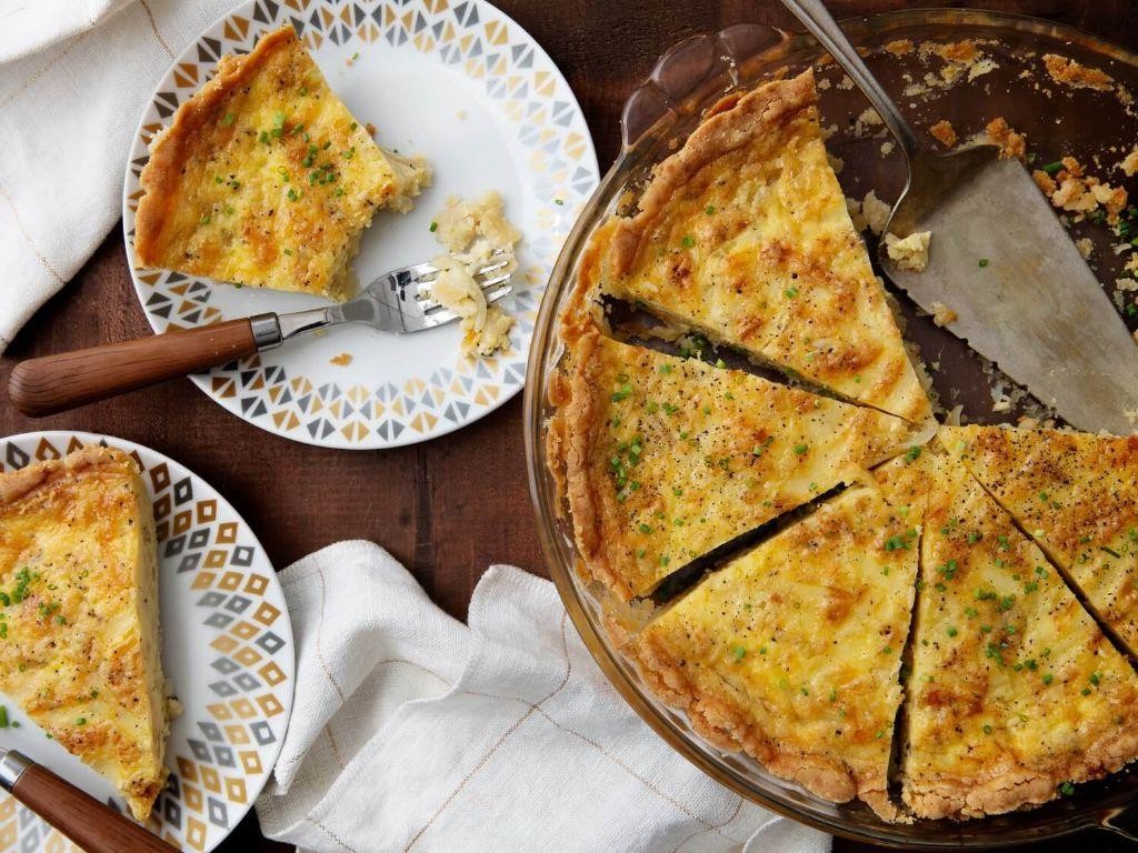 Caramelized Onion and Gruyere Quiche