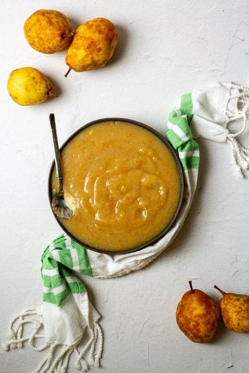 Cardamom Pear Sauce with a Twist