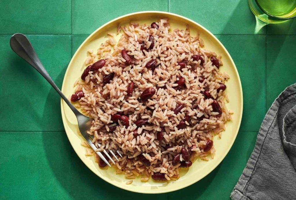 Caribbean-style Rice and Peas with Coconut