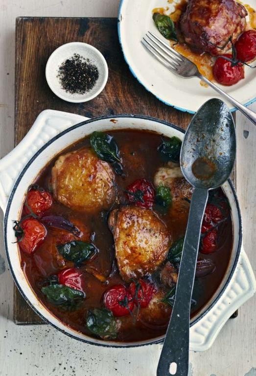 Catalan-Style Chicken with Apricots