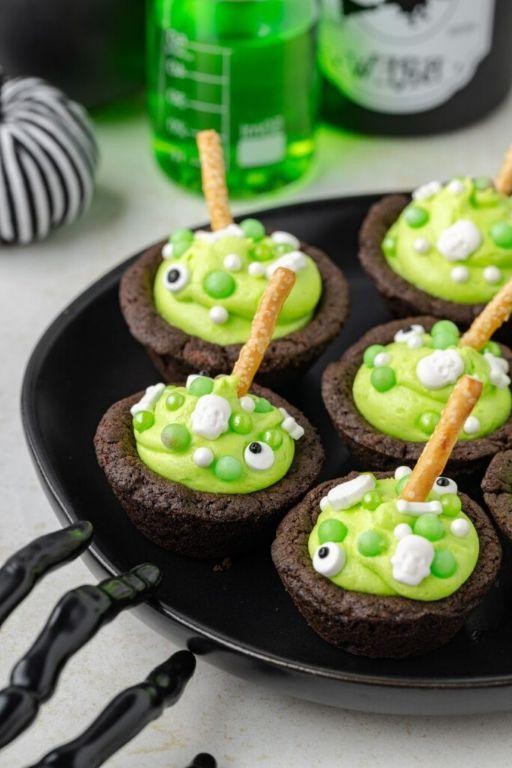 Cauldron Bubble Cup Cookies