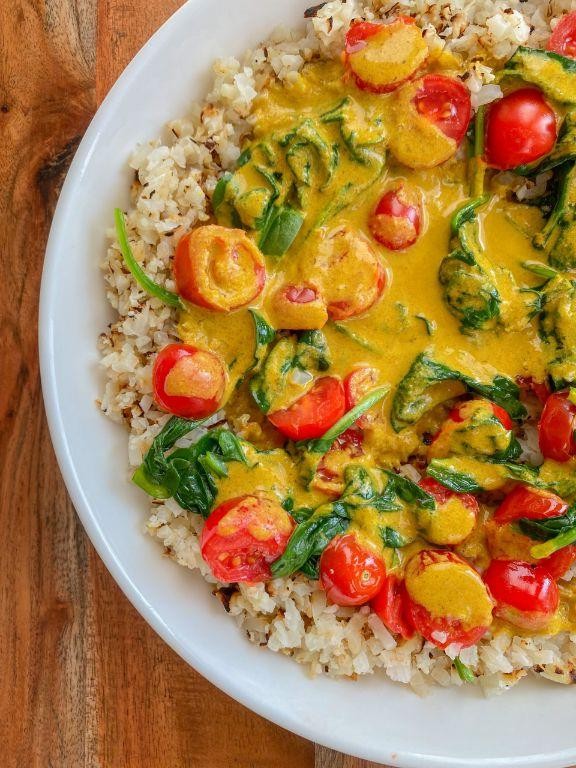 Cauliflower Rice with Coconut Curry Sauce