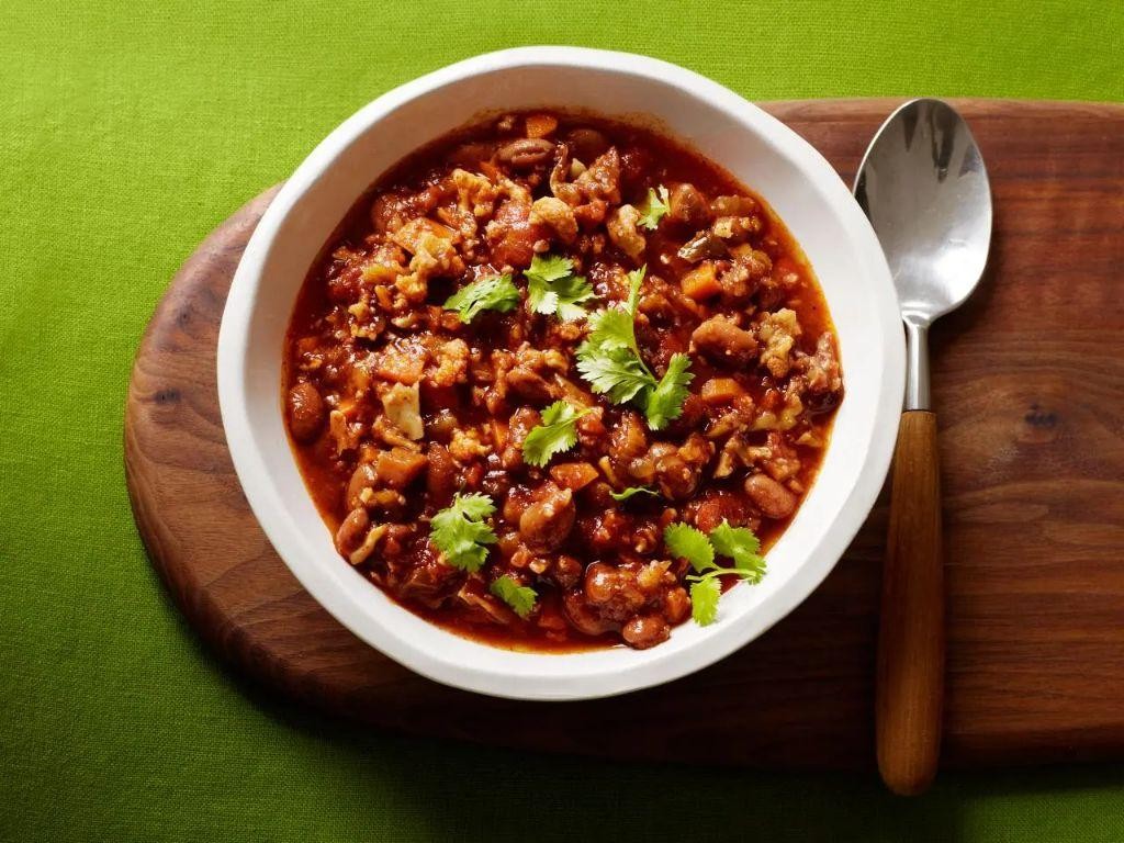 Cauliflower and Bean Chili