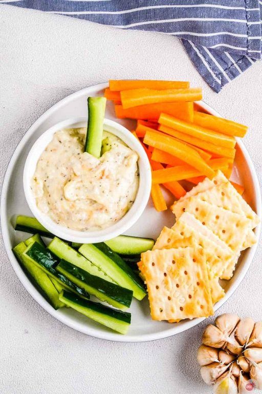 Celery Leaf and Roasted Garlic Dip