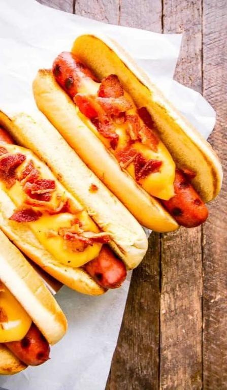 Cheesy Bacon Hot Dog Chili