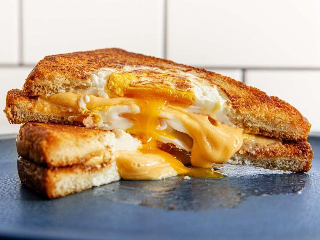 Cheesy Breakfast Sandwich