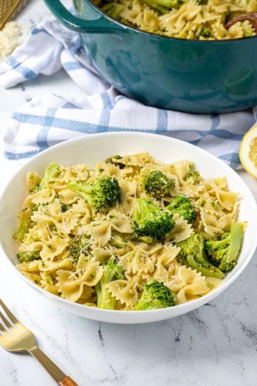 Cheesy Broccoli and Bow Tie Casserole