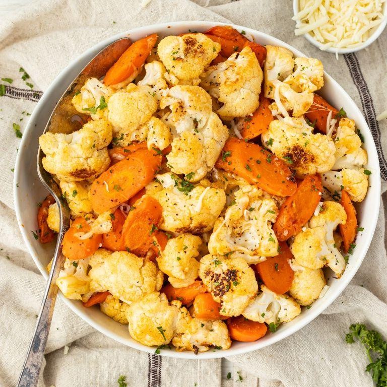 Cheesy Cauliflower and Carrot Casserole