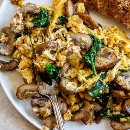 Cheesy Mushroom Egg White Scramble