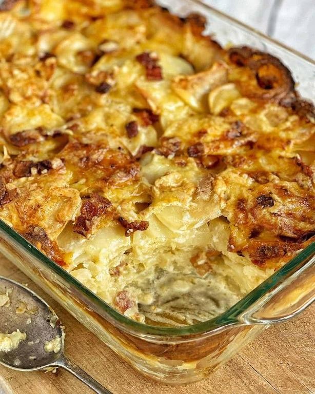 Cheesy Potato Bake with Bacon