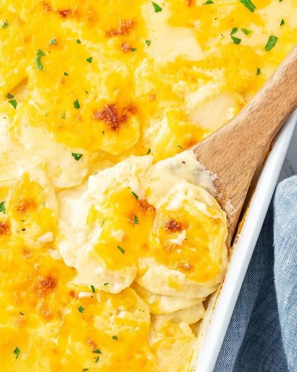 Cheesy Scalloped Potatoes