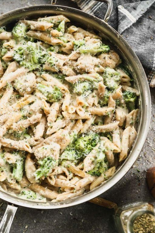 Chicken Alfredo Penne with Broccoli