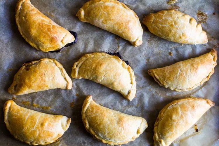 Chicken and Chorizo Empanada Pie