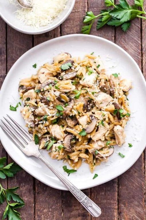 Chicken and Mushroom Orzo with Italian Herbs