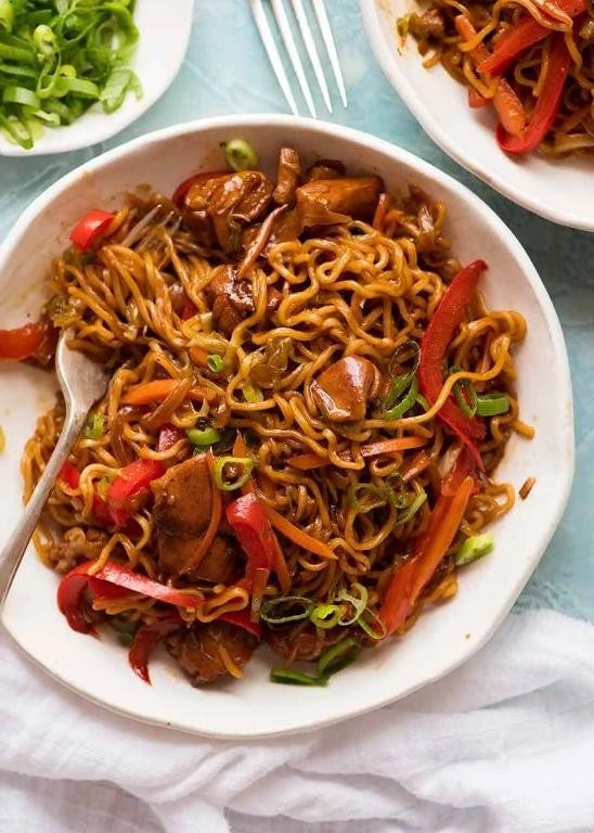 Chicken and Vegetable Ramen Stir-Fry