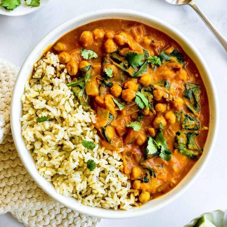 Chickpea and Spinach Curry