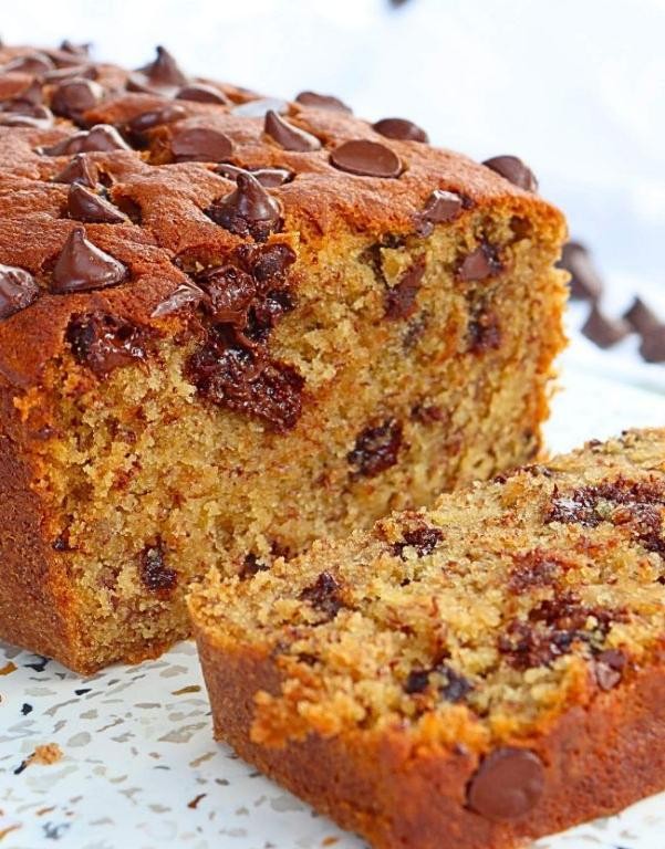 Chocolate Chip Banana Cake