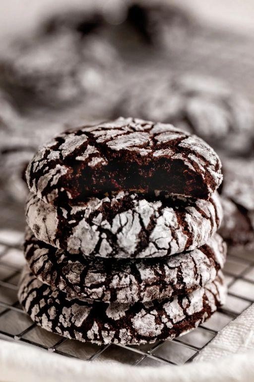 Chocolate Crinkle Cookies