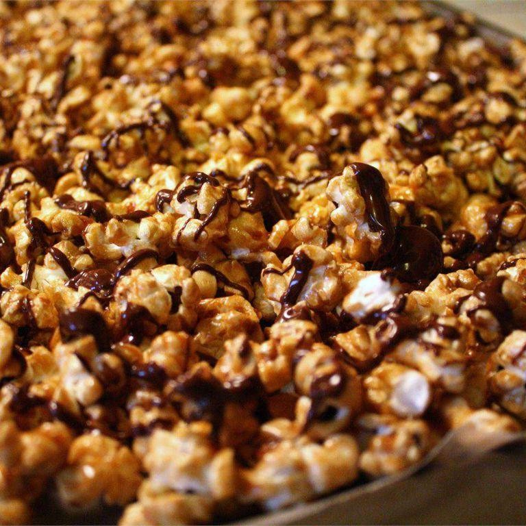 Chocolate Drizzled Caramel Corn