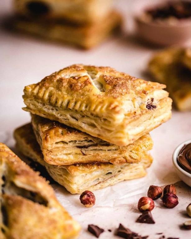 Chocolate Hazelnut Puff Pastry Bites