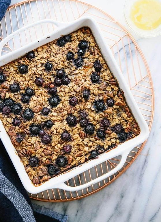 Cinnamon Blueberry Baked Oatmeal