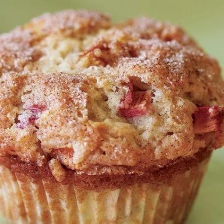 Cinnamon Rhubarb Muffins