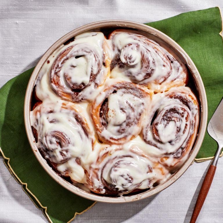 Cinnamon Roll Buns with Cream Cheese Frosting