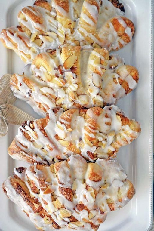 Classic Almond Bear Claw Pastries