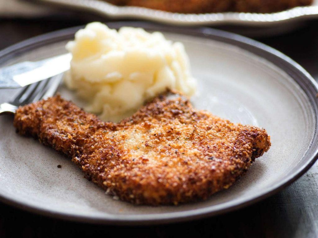 Classic Breaded Butterfly Pork Chops