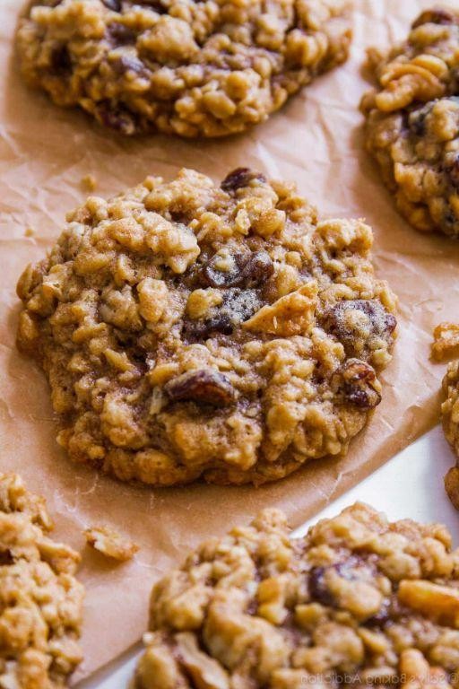 Classic Chewy Oatmeal Raisin Cookies