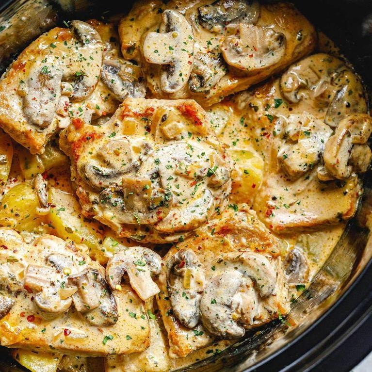 Classic Creamy Slow Cooker Pork Chops