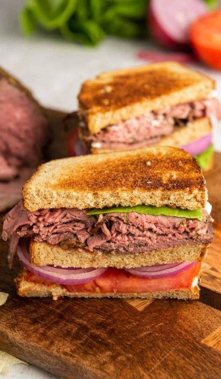 Classic Deli Roast Beef Sandwich