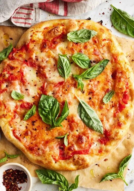 Classic Margherita Veggie Pizza
